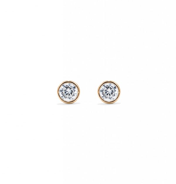 DIAMOND STUDS